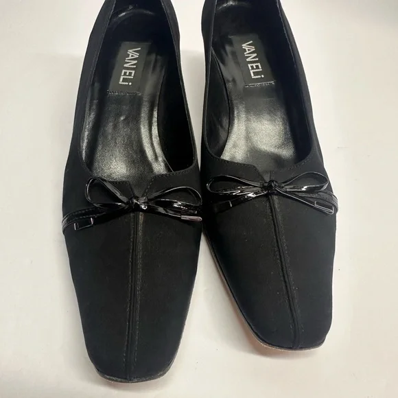 Vaneli Black Heel with Bow Accent 7.5N - Picture 1 of 9